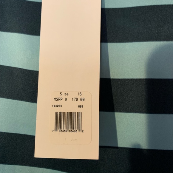 Paperwhite Silk Short Roll Tab Sleeve Top-16 MM 0522 - Picture 5 of 7